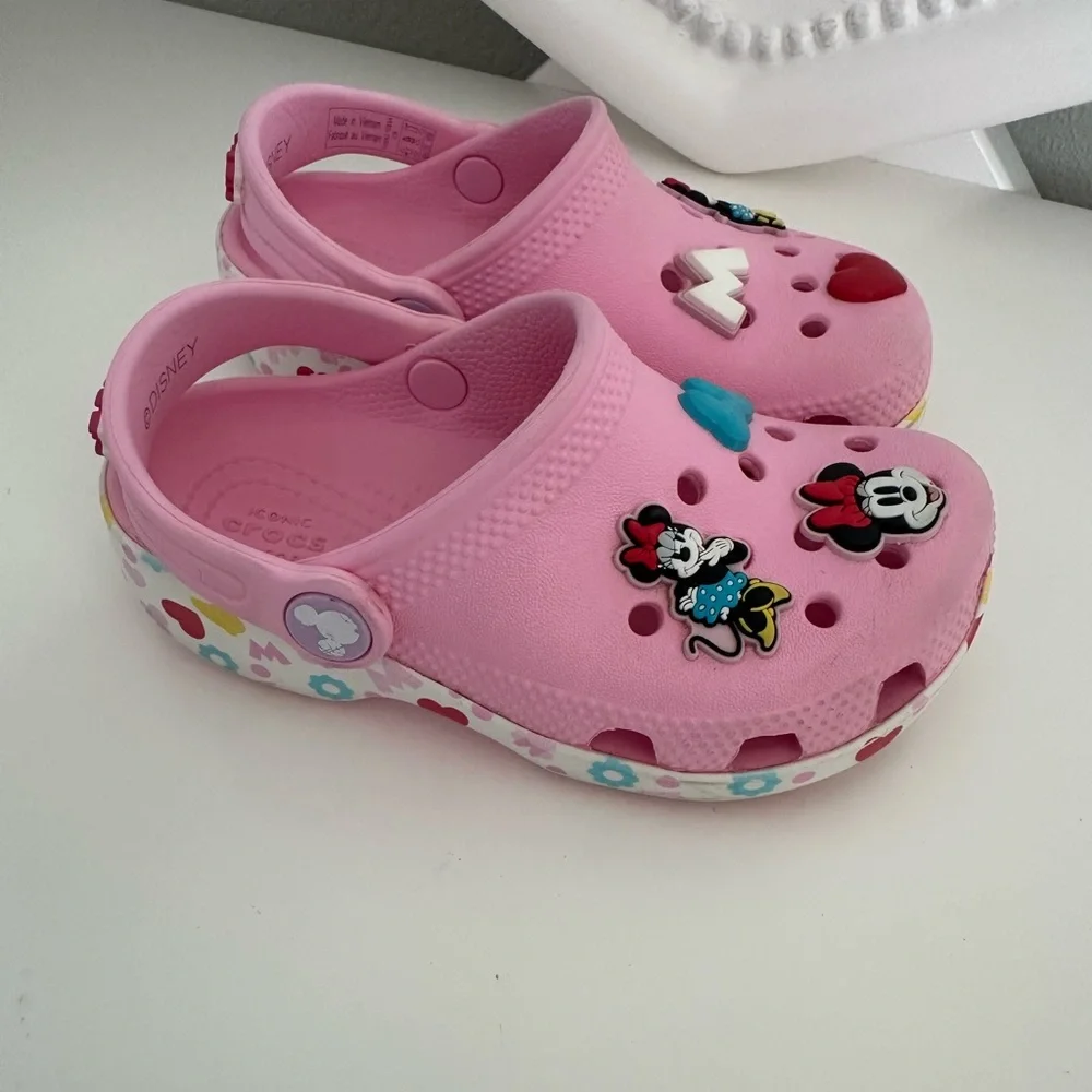 CROCS Kids Pink Minnie Mouse Charm Clogs size c9 - Picture 4 of 7